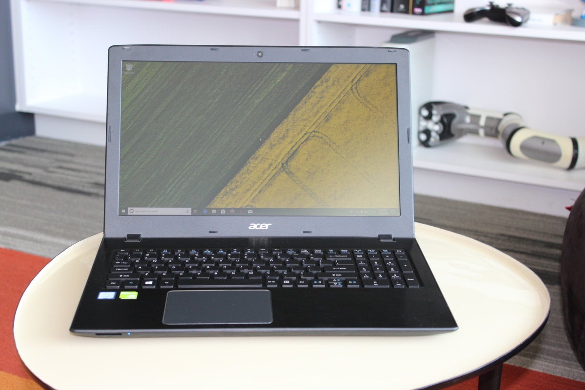 acer aspire e15 e5 576g 5762 front1