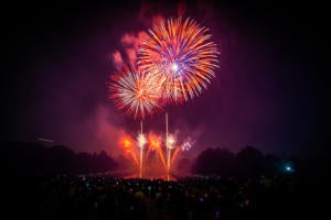 fireworks celebration / Lincoln Memorial, Washington, D.C.