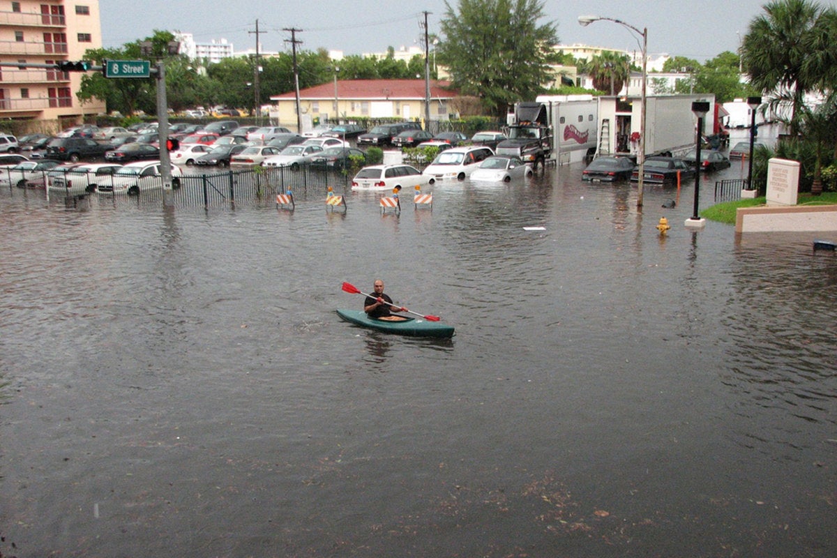 Internet infrastructure will be inundated as sea levels rise, says report