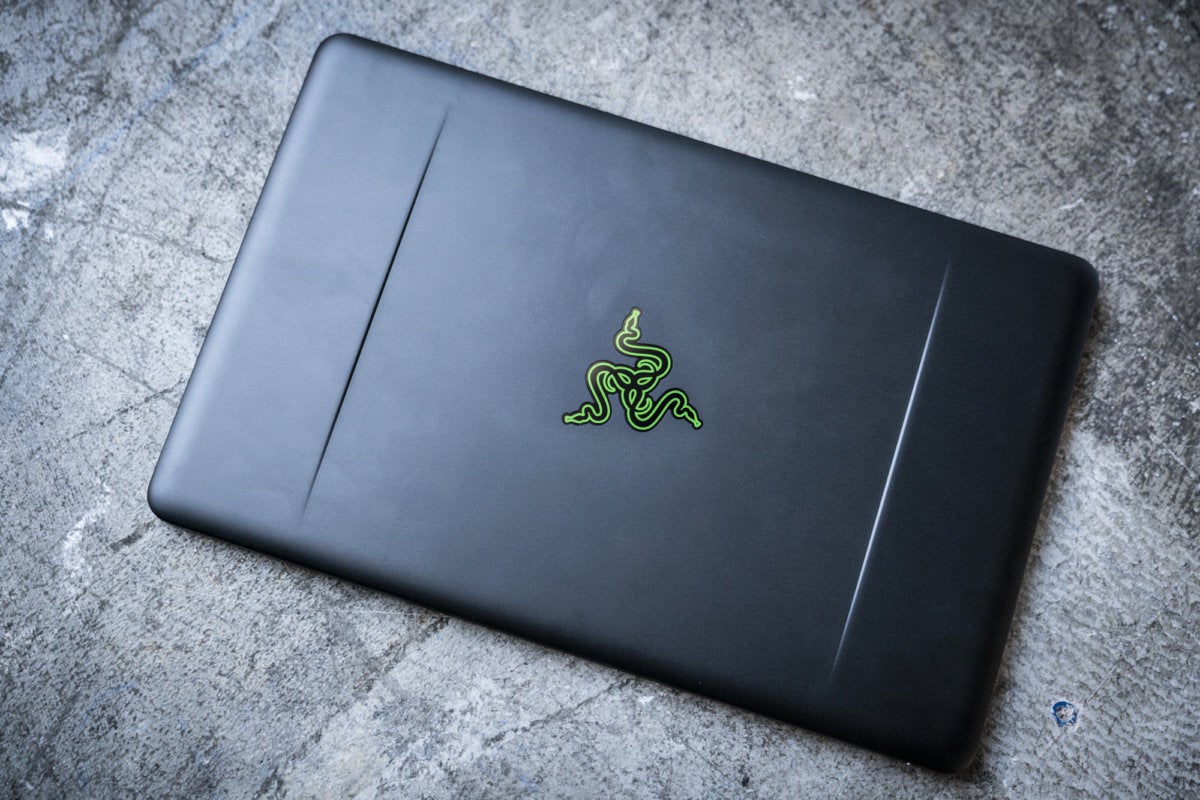 razer blade stealth lid