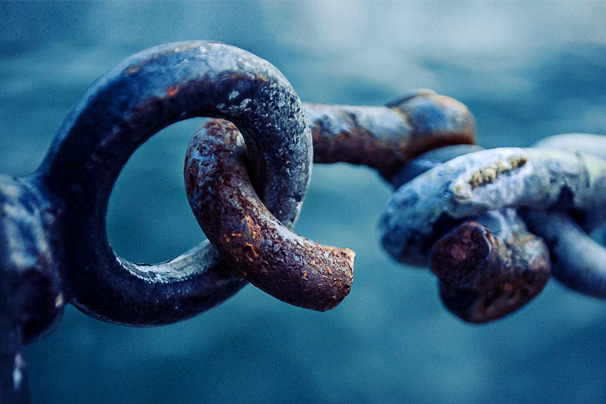 1 weakest link broken rusted chain security breach hacked