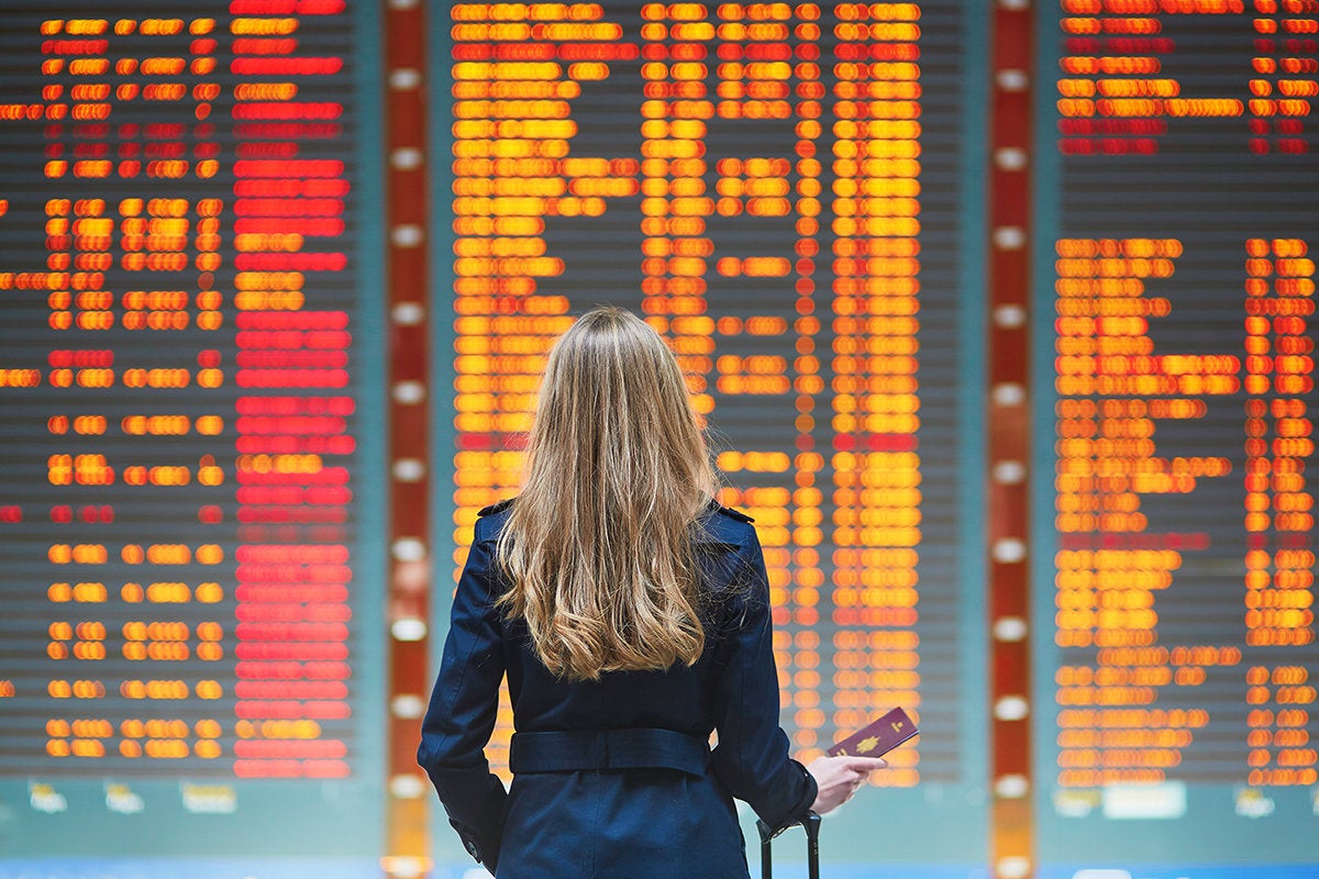business travel / traveller / transportation / suitcase / airport / arrivals, departures