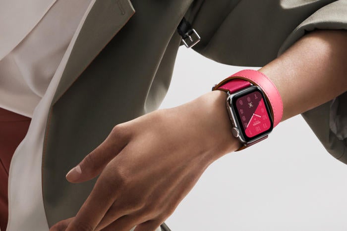 Apple, Apple Watch, iPhone, wearable