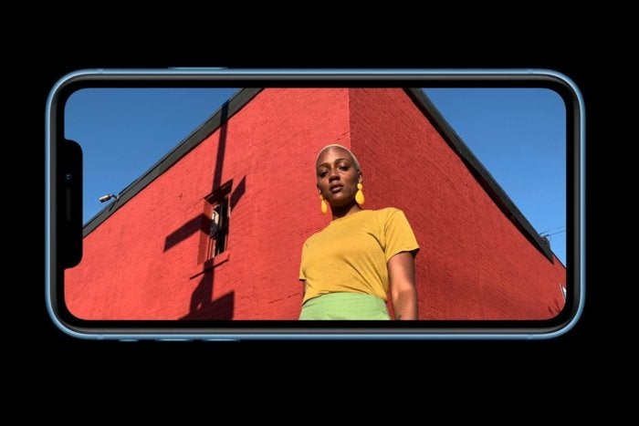 iphone xr color liquid retina