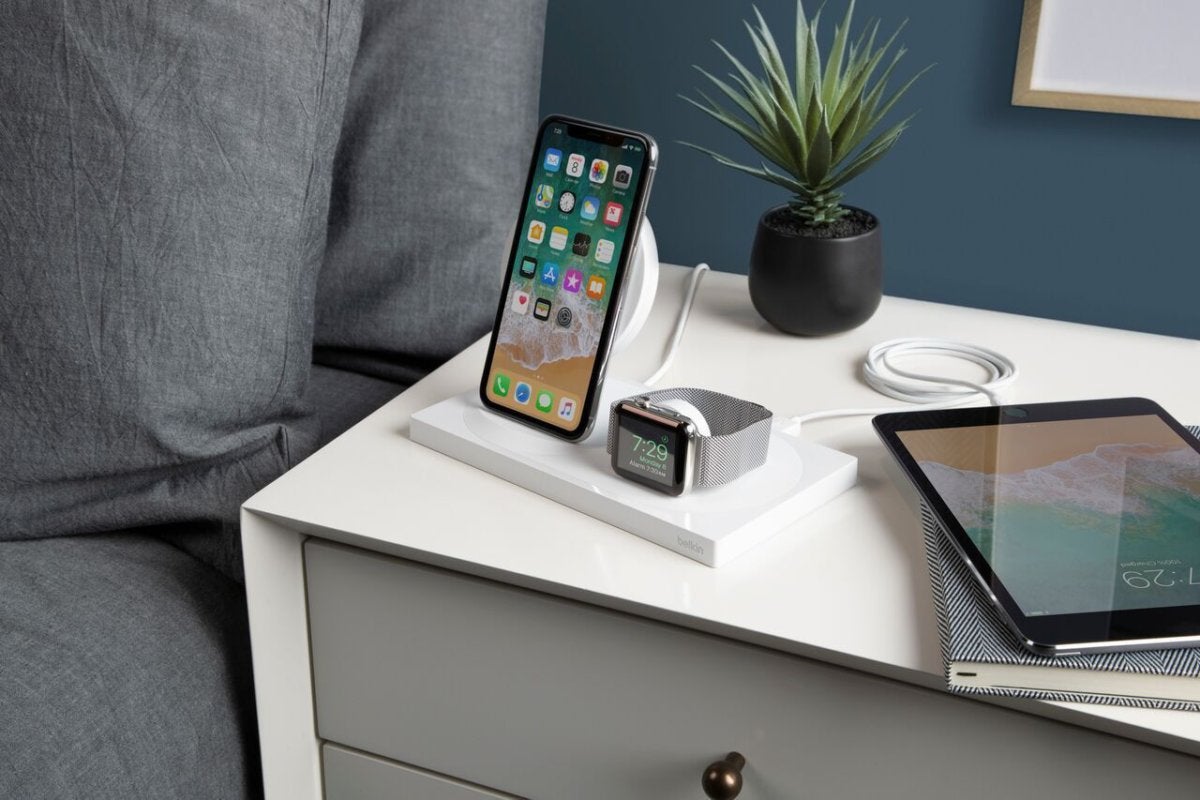 Belkin Introduces BOOST↑UP Wireless Charging Dock Enhanced For iPhone XS, iPhone XS Max, iPhone XR A
