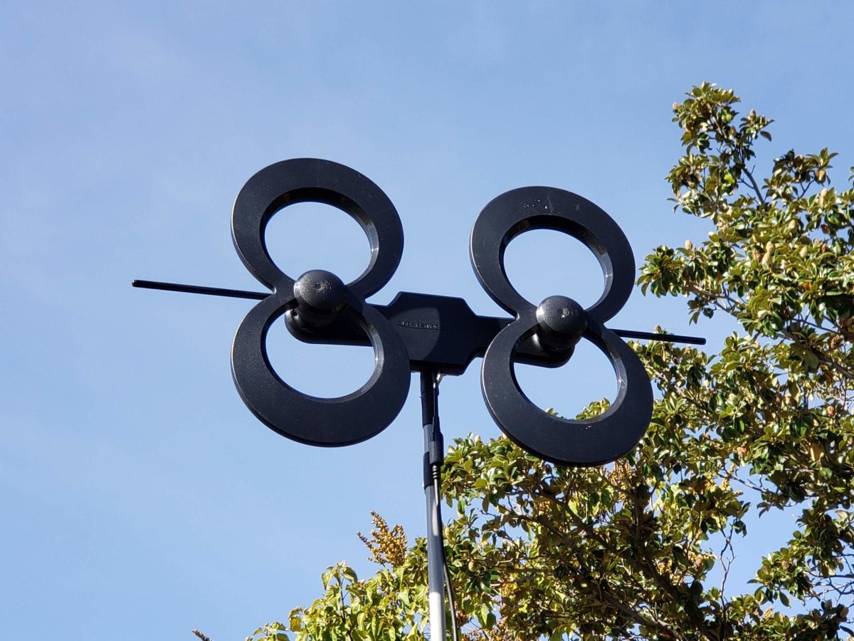 Antennas Direct Clearstream 4 Max review: A good multi-directional ...