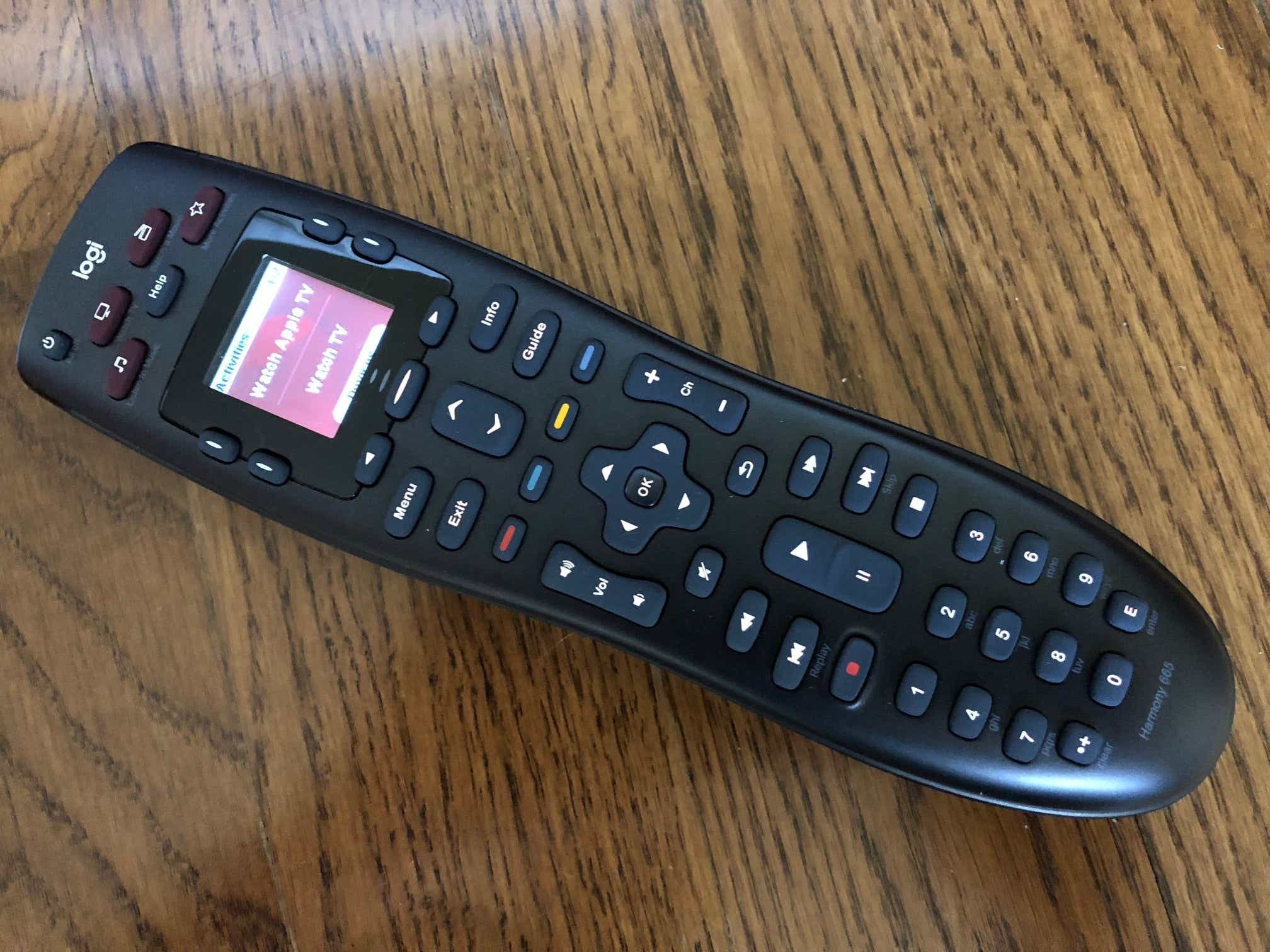 Logitech Harmony 665