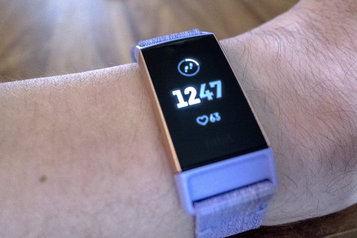 fitbit charge 3 play music