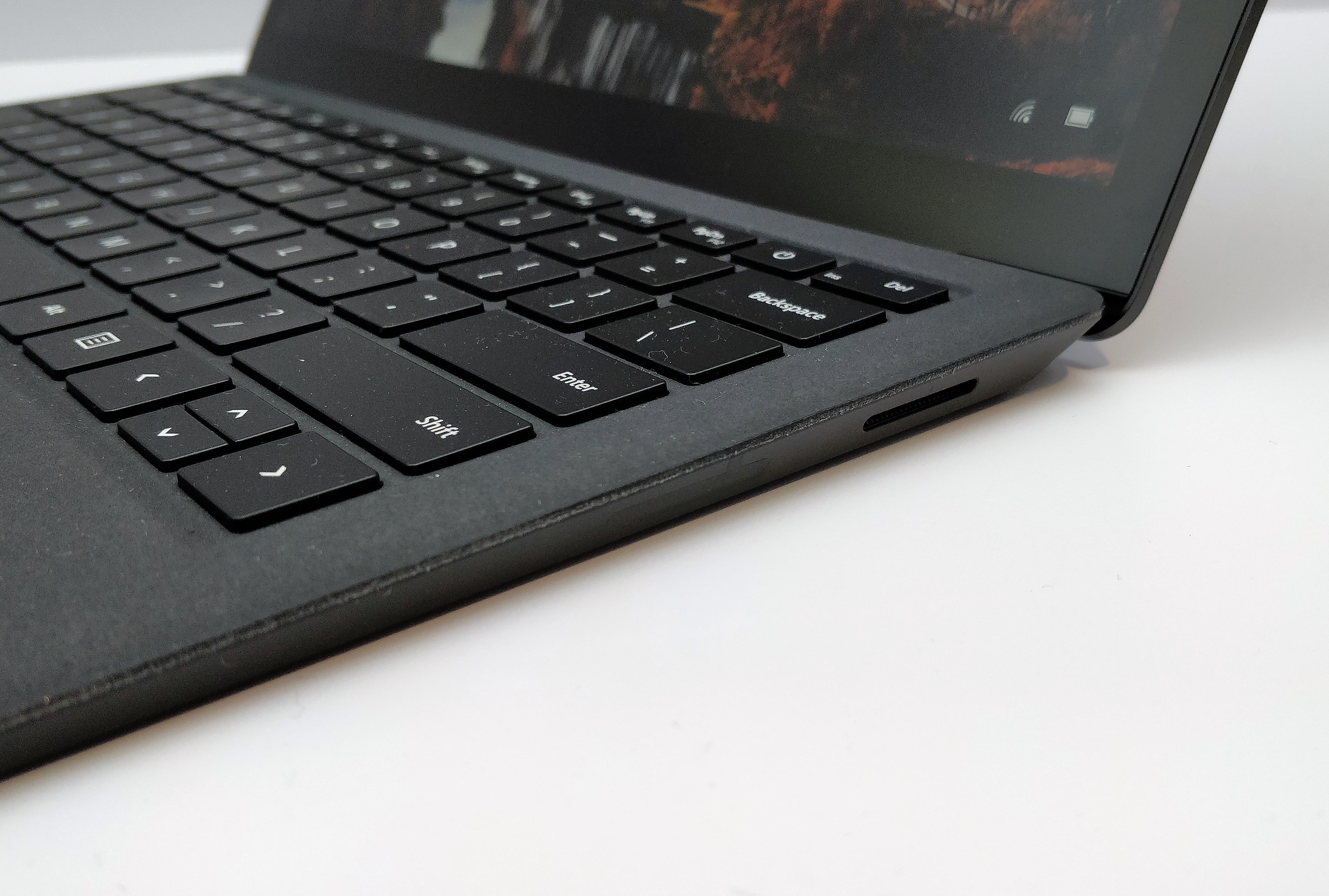 surface pro 5 laptop