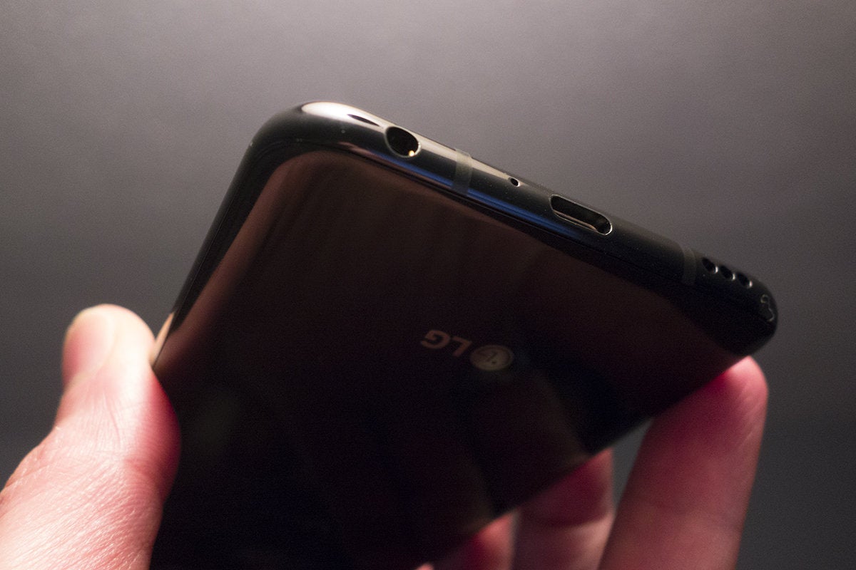 lg v40 headphone