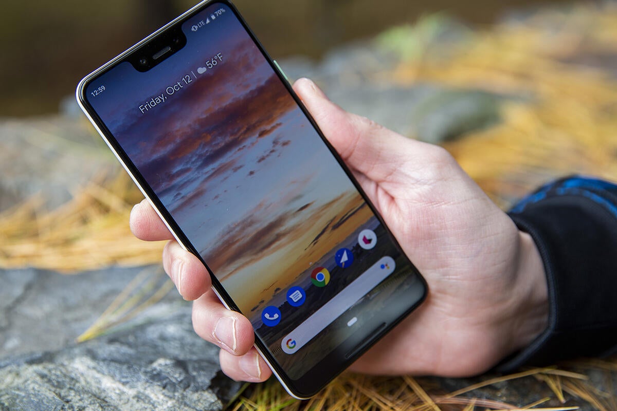 Google offers Pixel 3XL users free Play Store credit, promises bug ...