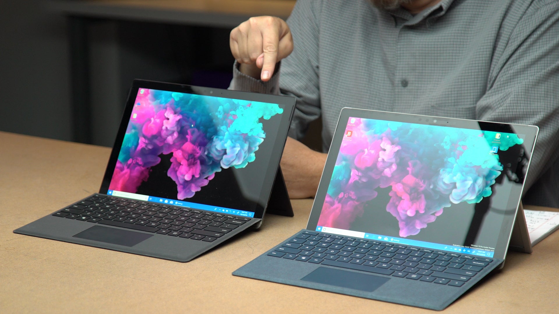 Microsoft 6. Surface Pro 6. Майкрософт сурфейс. Компьютер будущего картинки. Microsoft surface фото.