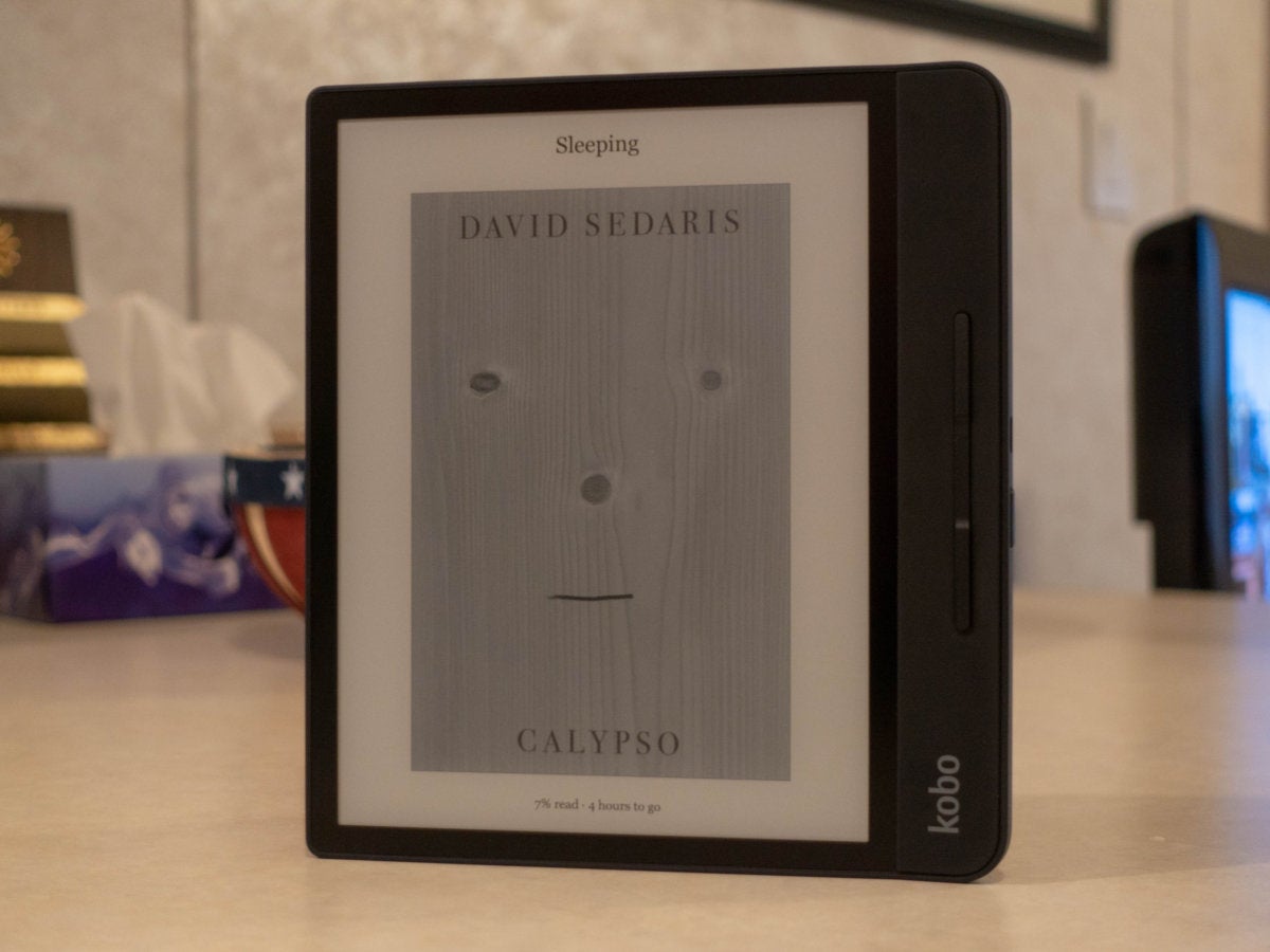 Rakuten Kobo Forma E Reader Review Refined Experience Flawed Package Pcworld