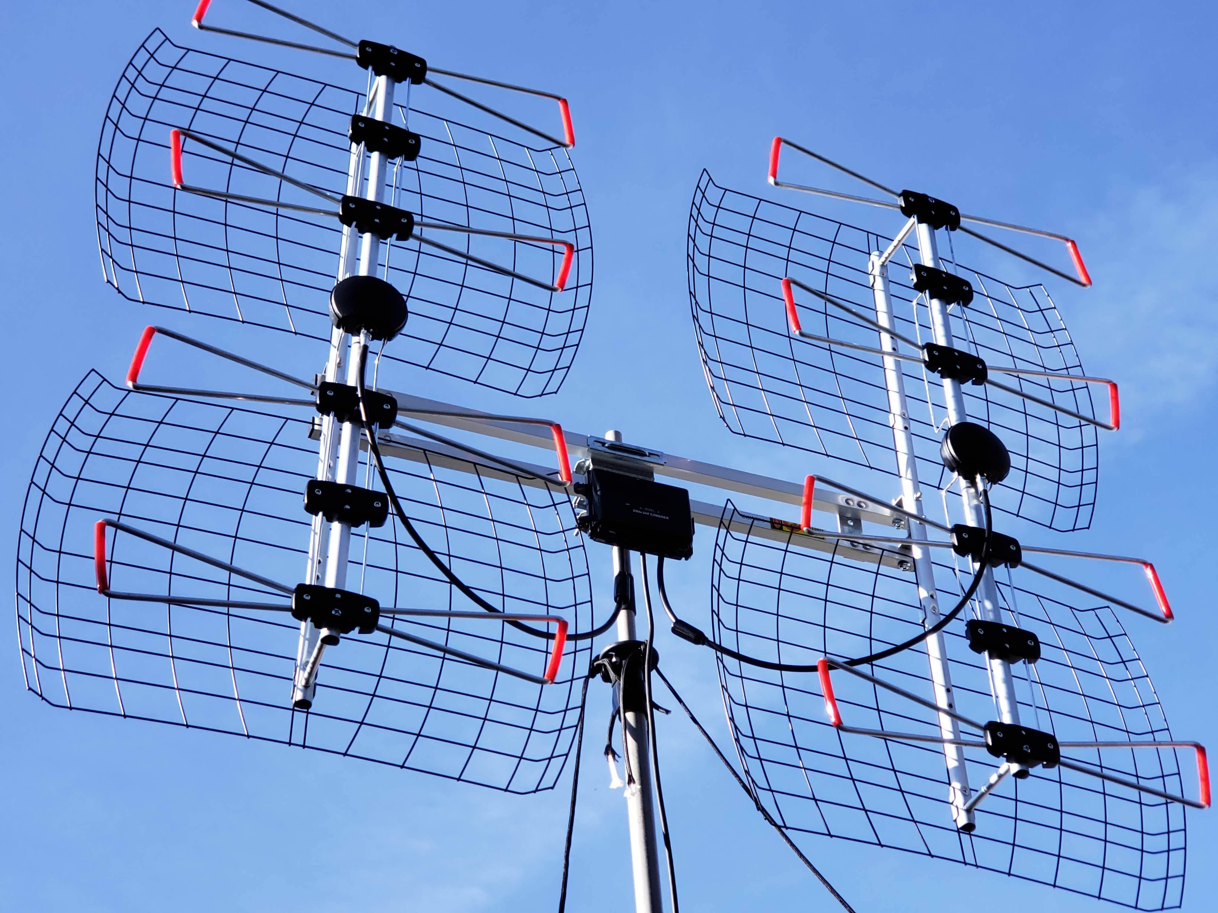 Antennas Direct DB8e review: This large roof-mount TV antenna is great at finding weak signals ...