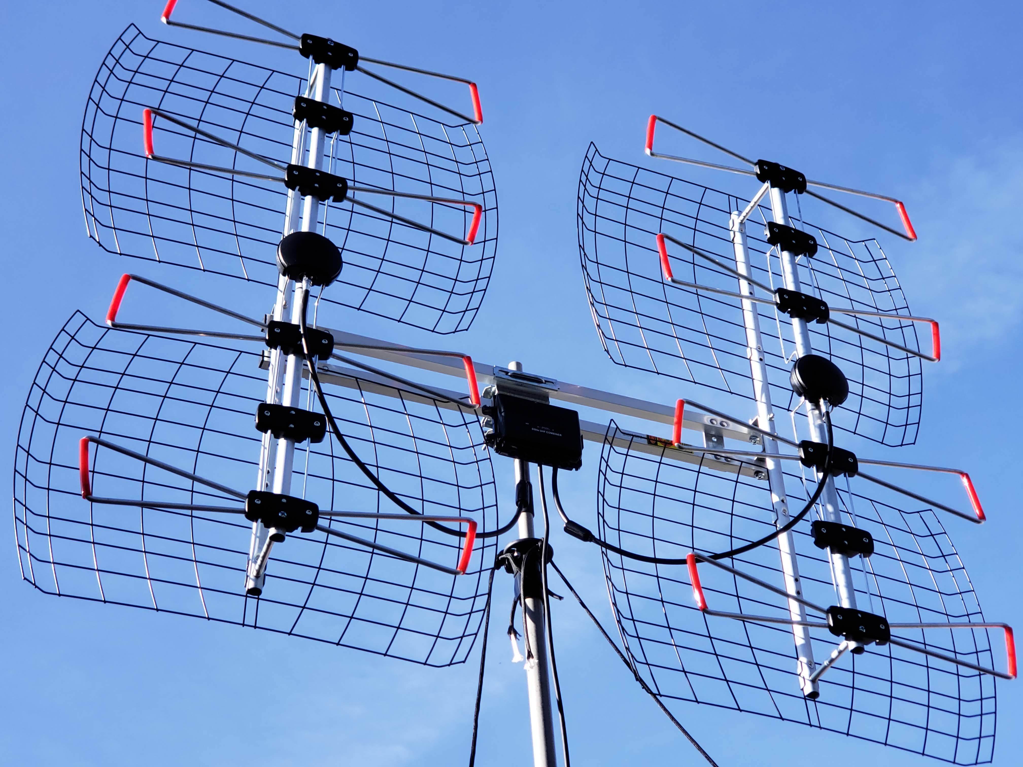 antennas-direct-db8e-review-this-large-roof-mount-tv-antenna-is-great