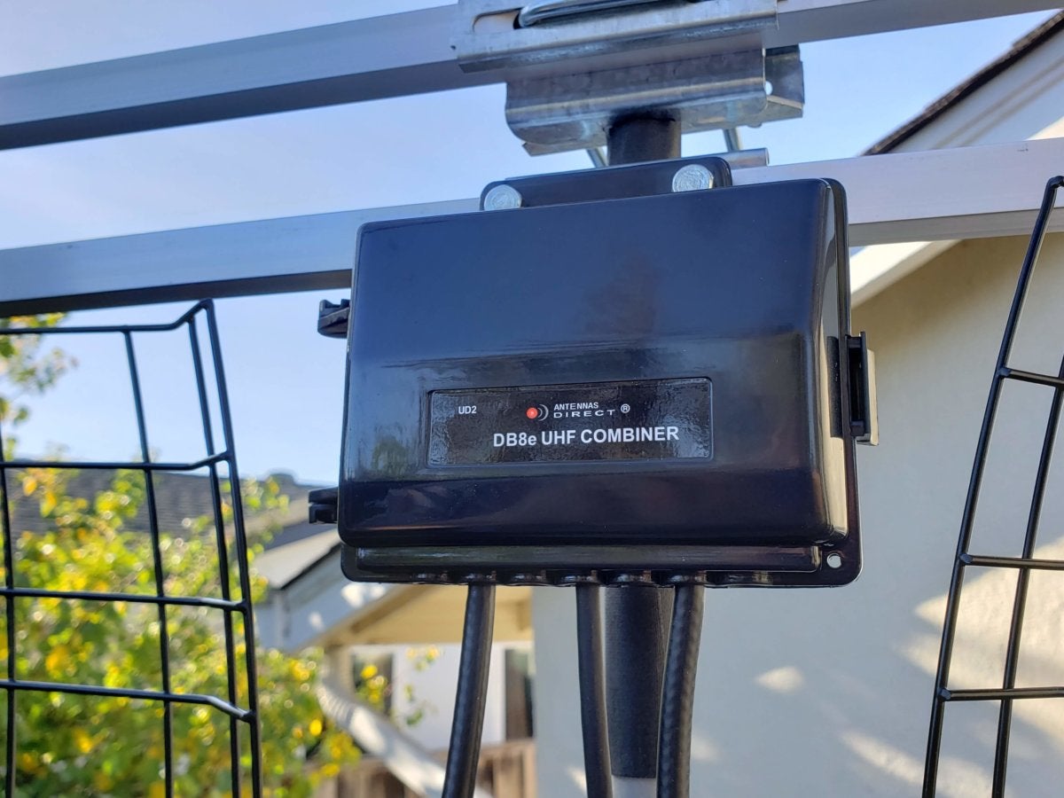 Antennas Direct DB8e review: This large roof-mount TV antenna is