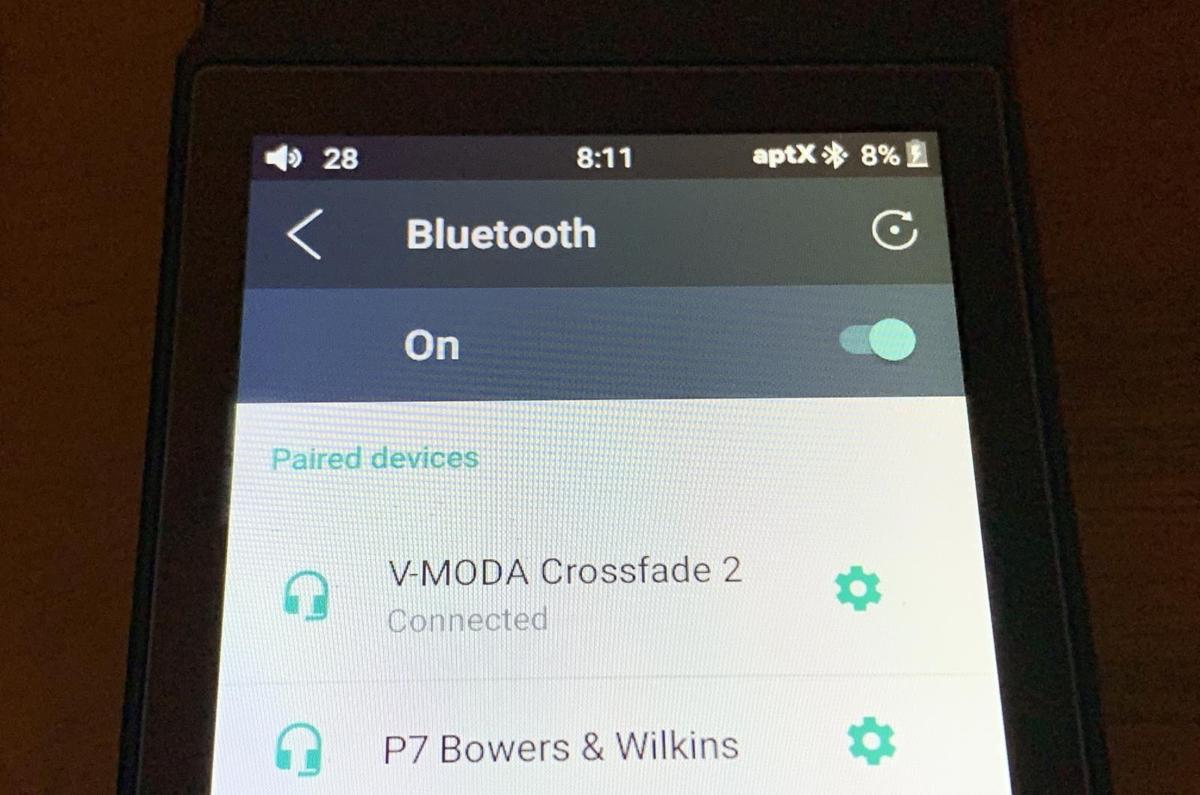I had no problem pairing aptX headphones such as the V-Moda Crossfade Wireless II and the B&W P5 Wir
