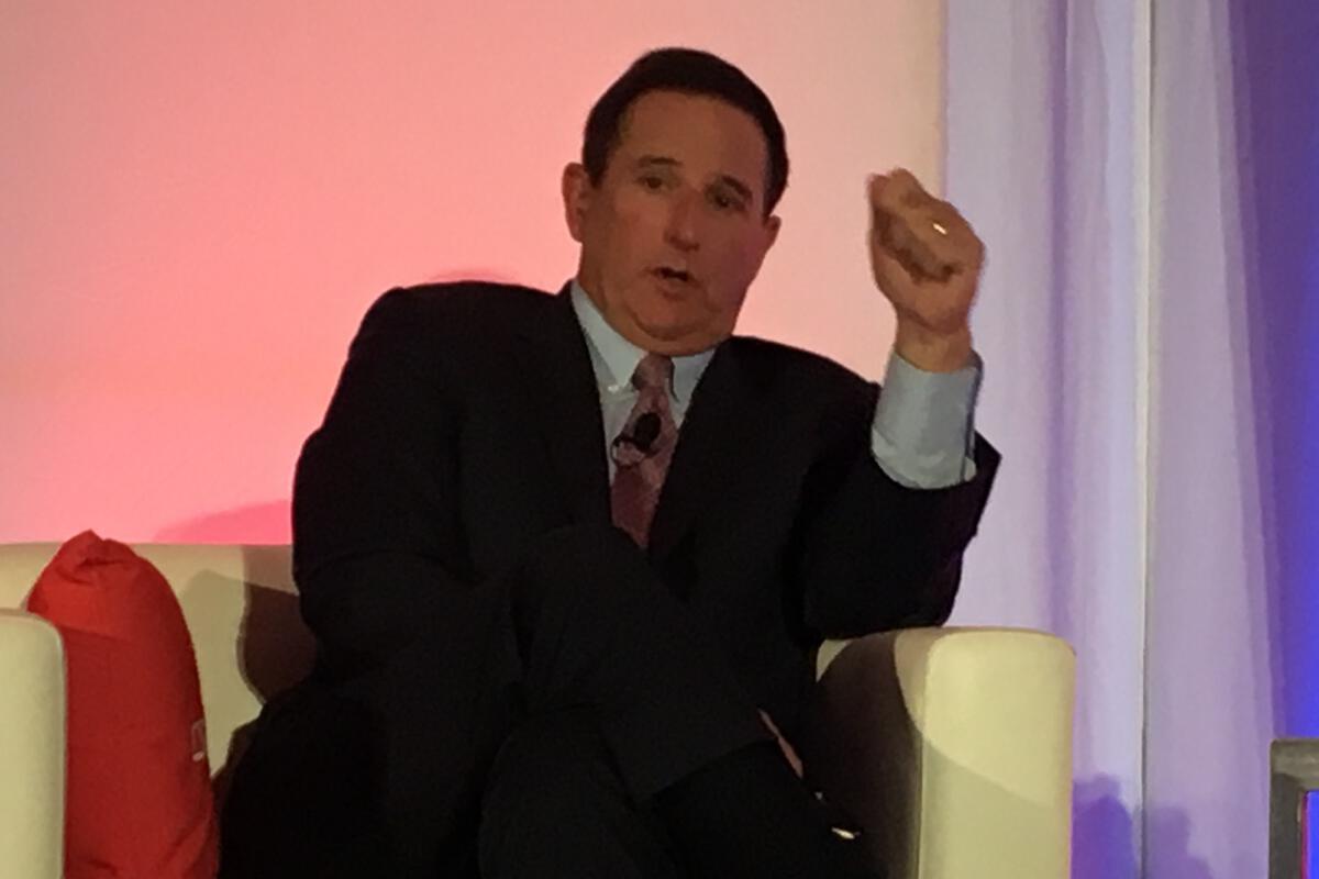 Image: Oracle CEO Mark Hurd on the rebellion against complexity