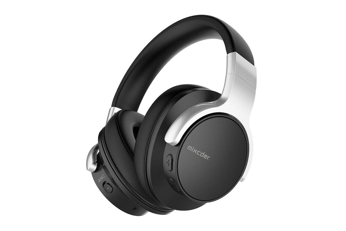 noise cancelling headphones for mixing
