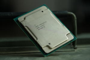 Xeon W-3175X 28-core Intel CPU