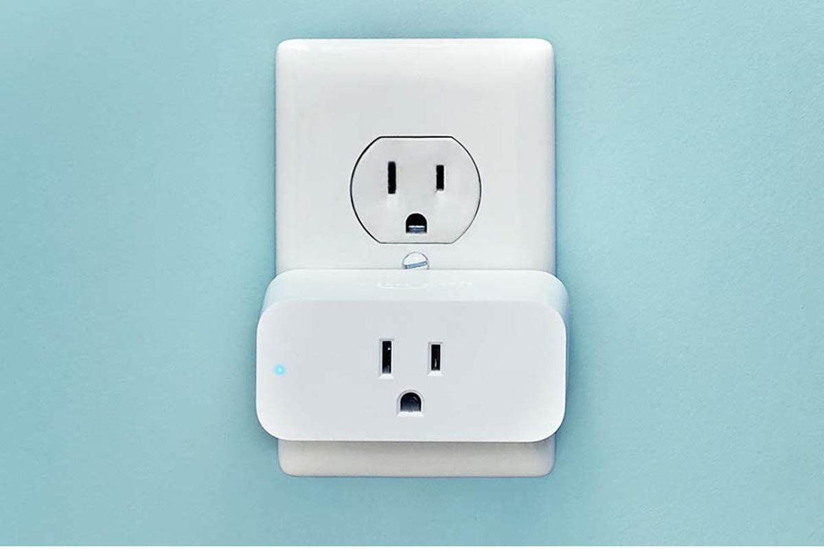 Amazon is selling its new Alexapowered Smart Plug for 40 percent off