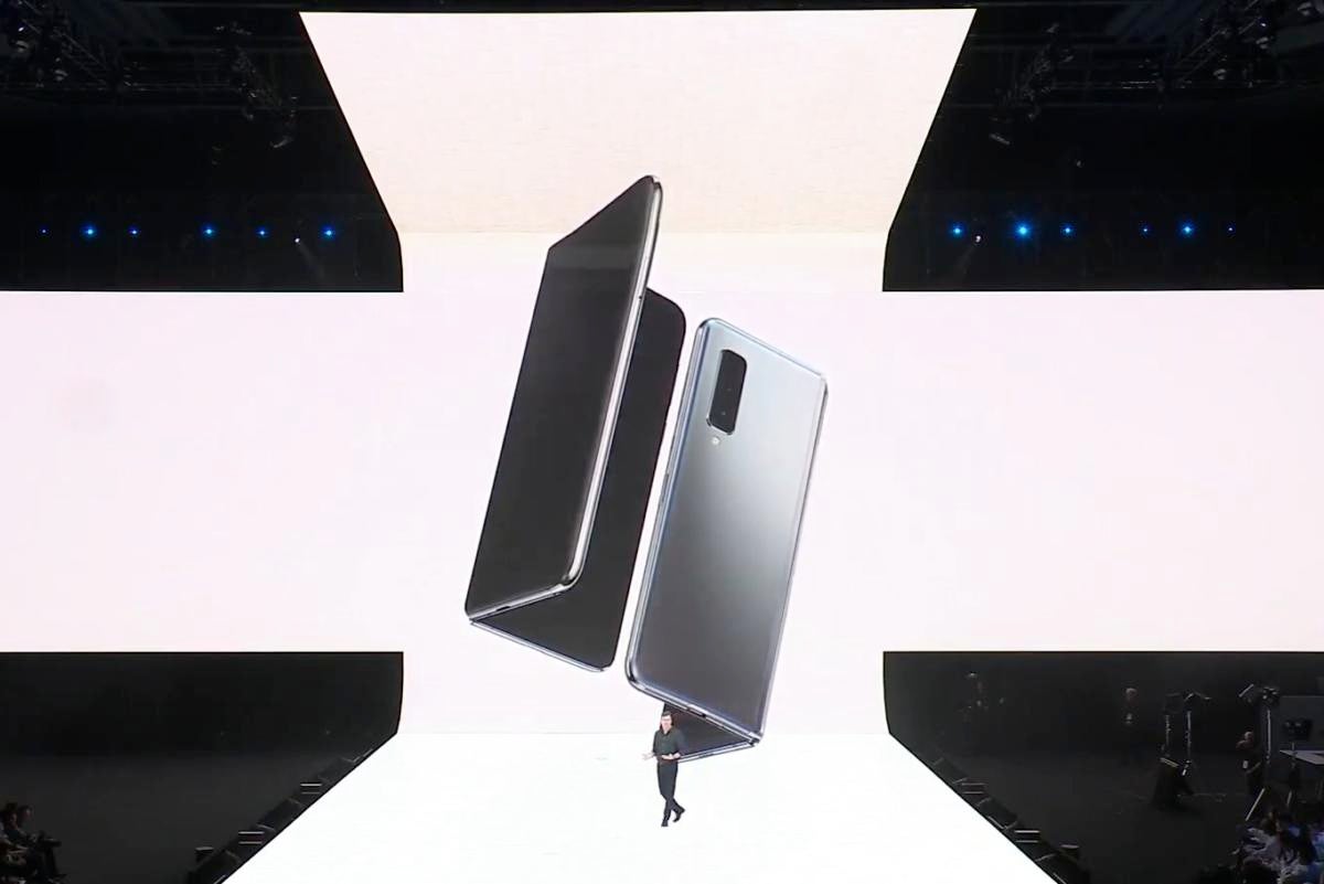 galaxy fold mid