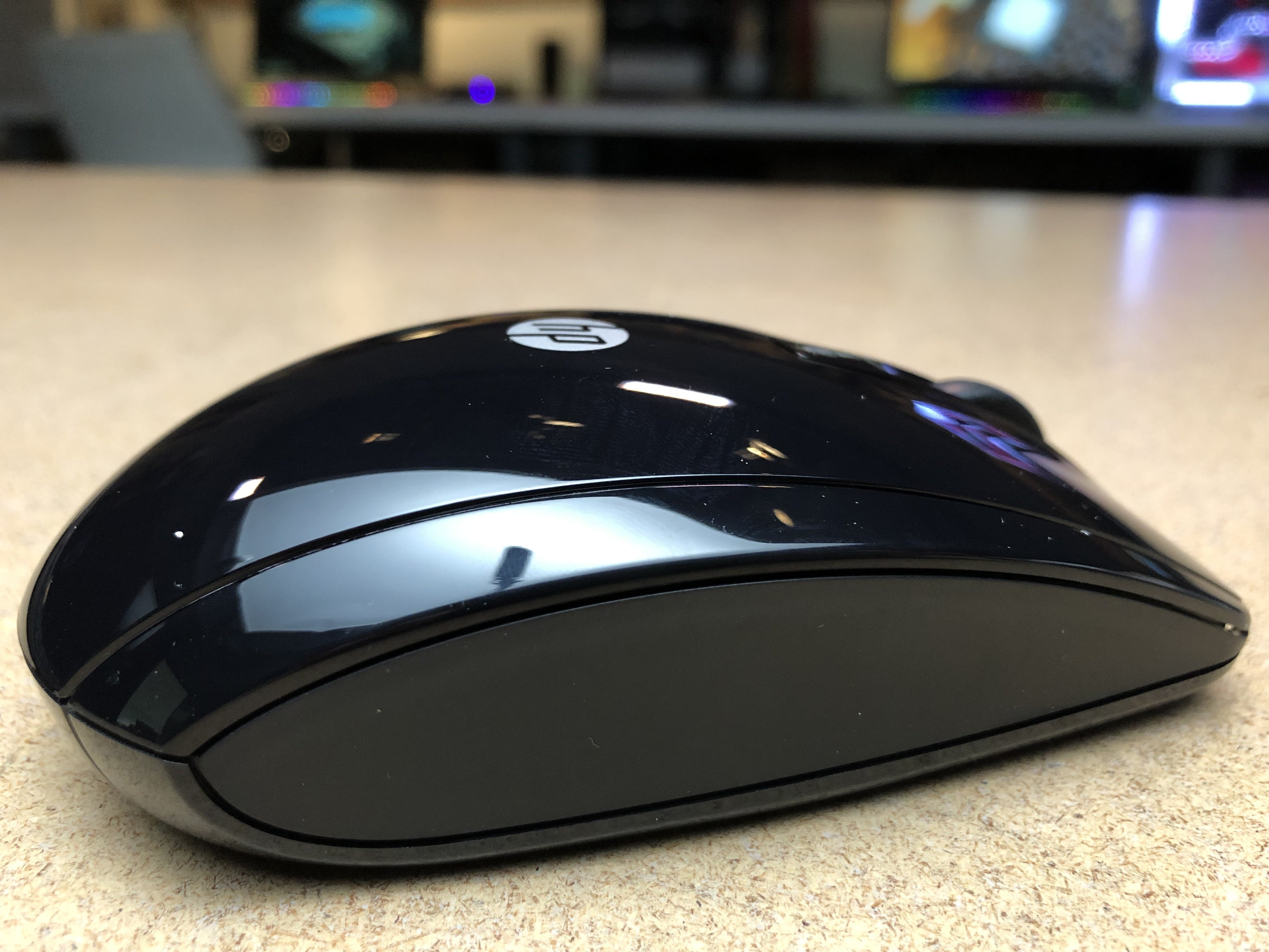 HP Wireless Elite v2 keyboard and mouse review: Cut the ...