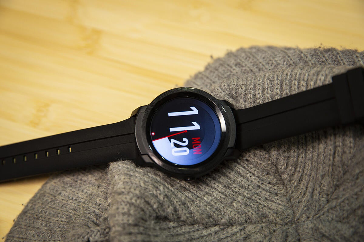 Mobvoi TicWatch E2 review: The standard for Wear OS is fast enough ...