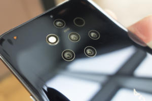 Why do new smartphones at MWC19 need so many cameras?