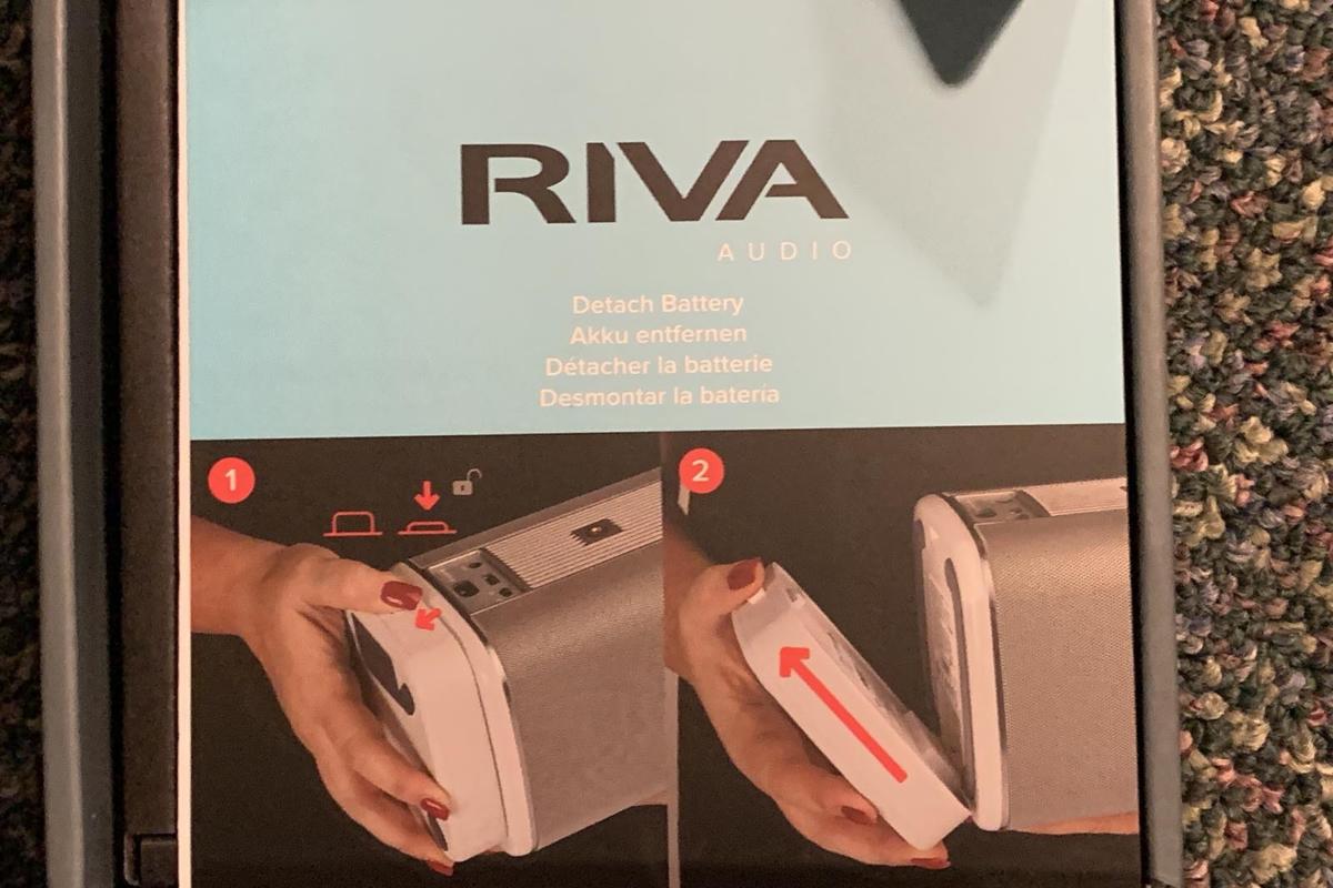 The Riva battery pack is a snap to connect.