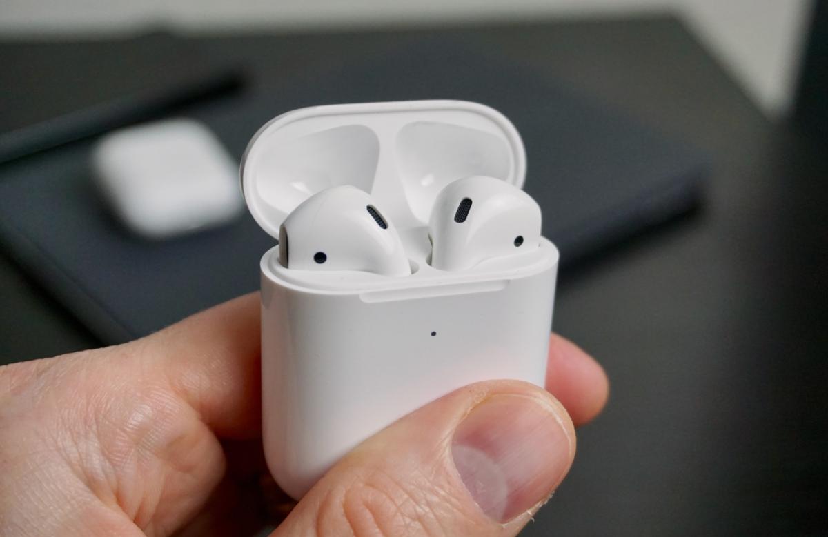 Какой чип установлен в airpods 2