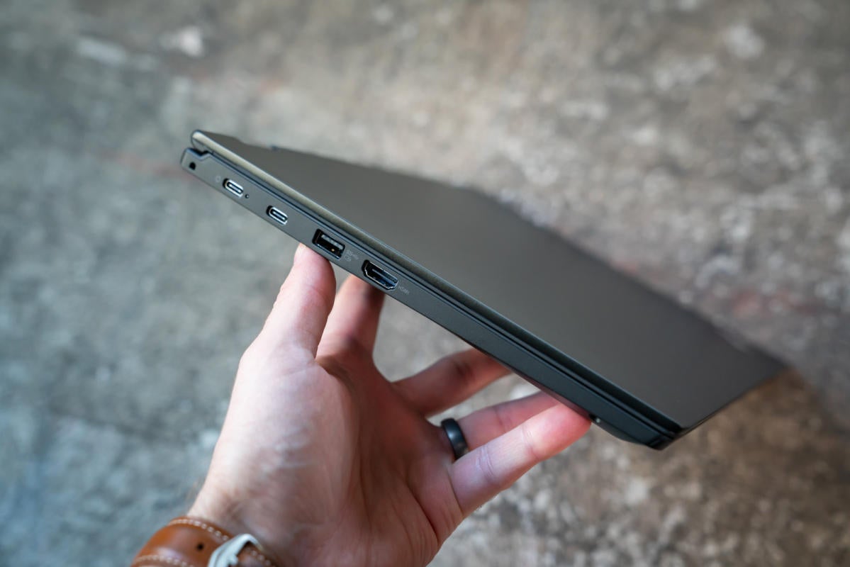 lenovo thinkpad l390 yoga left side ports