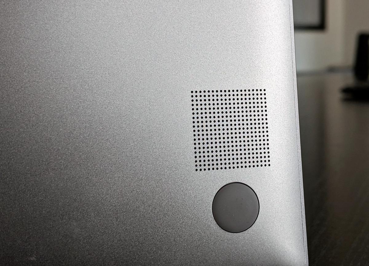 Samsung Notebook 9 Pro speaker grilles