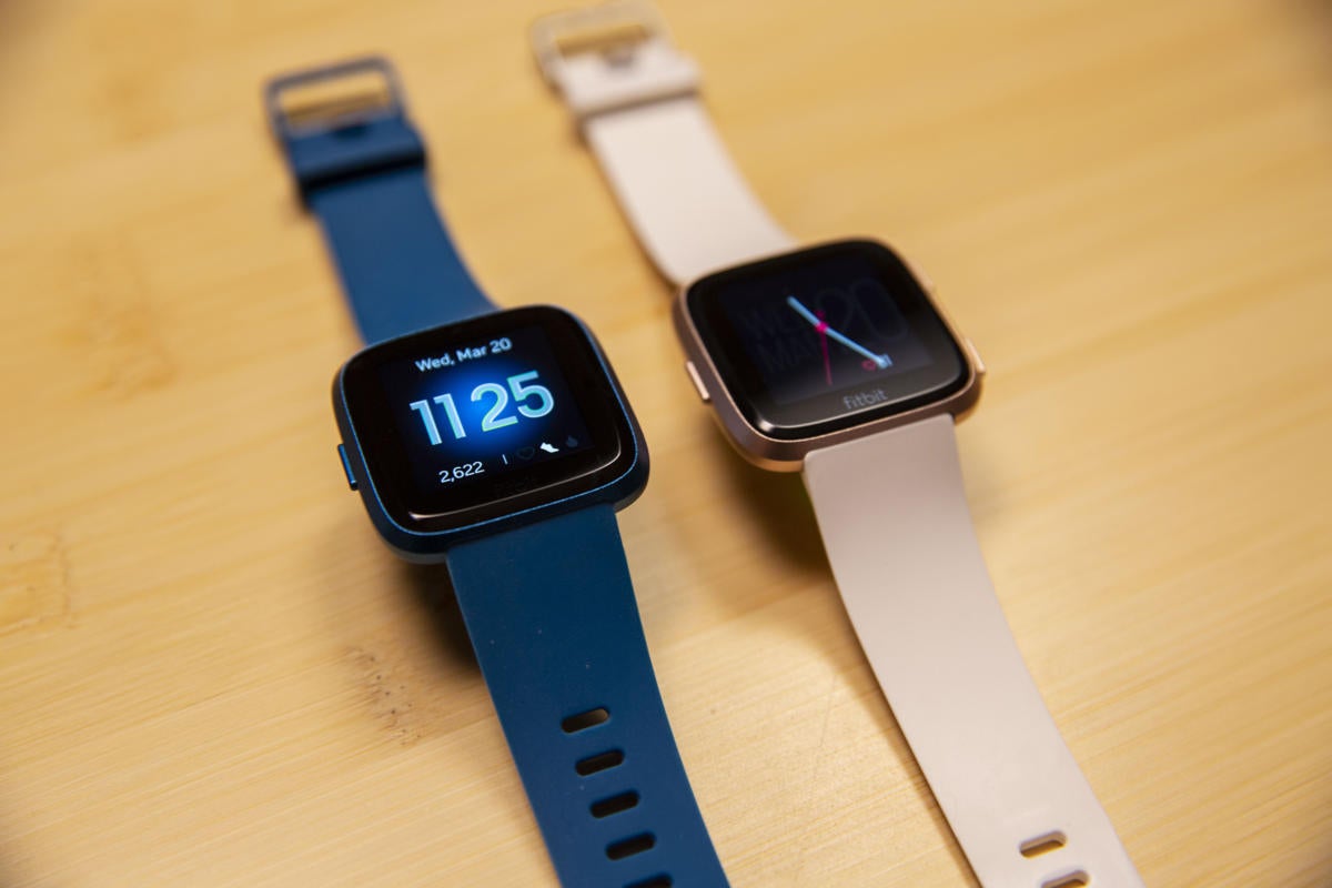 difference between fitbit versa lite 