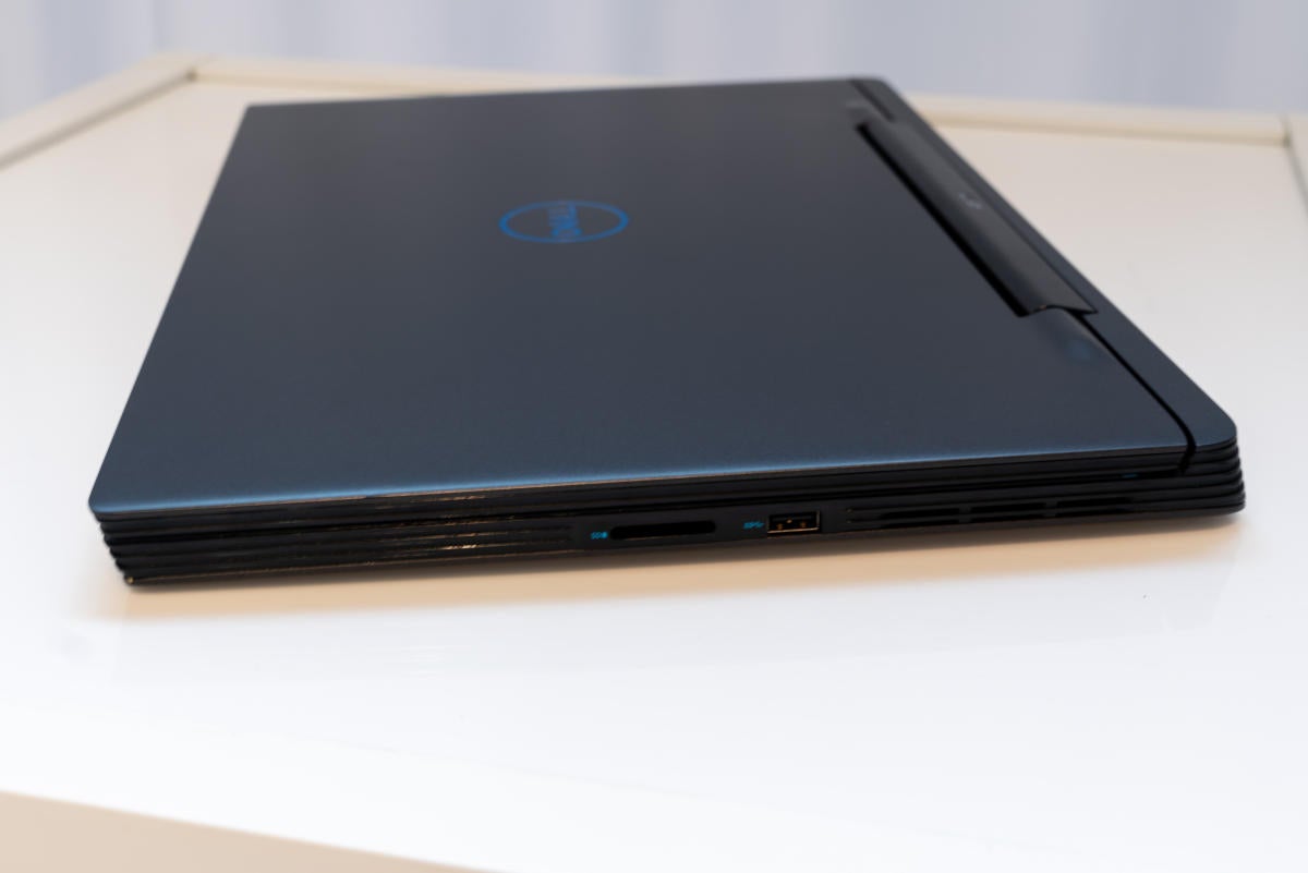 dell g7 15 left side closed detail