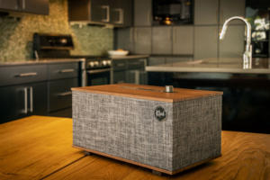 klipsch three lifestyle1
