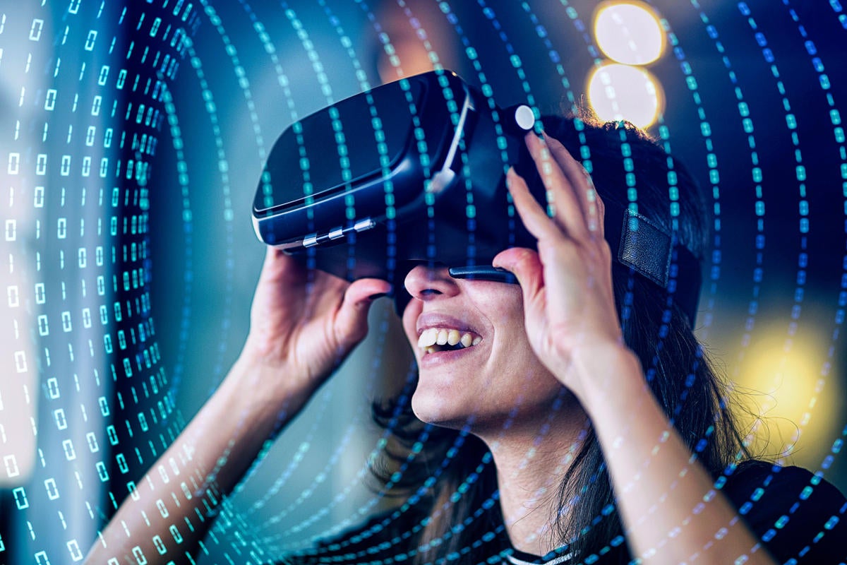 Image: 2024 will be a big year for AR/VR, but mainstream adoption will lag