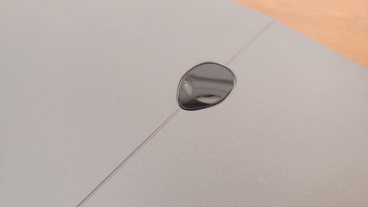 Alienware m15
