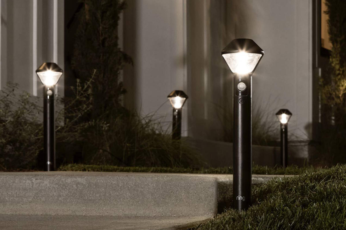 Ring solar store landscape lights