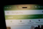 The enduring absurdity of our smartphone bezel obsession