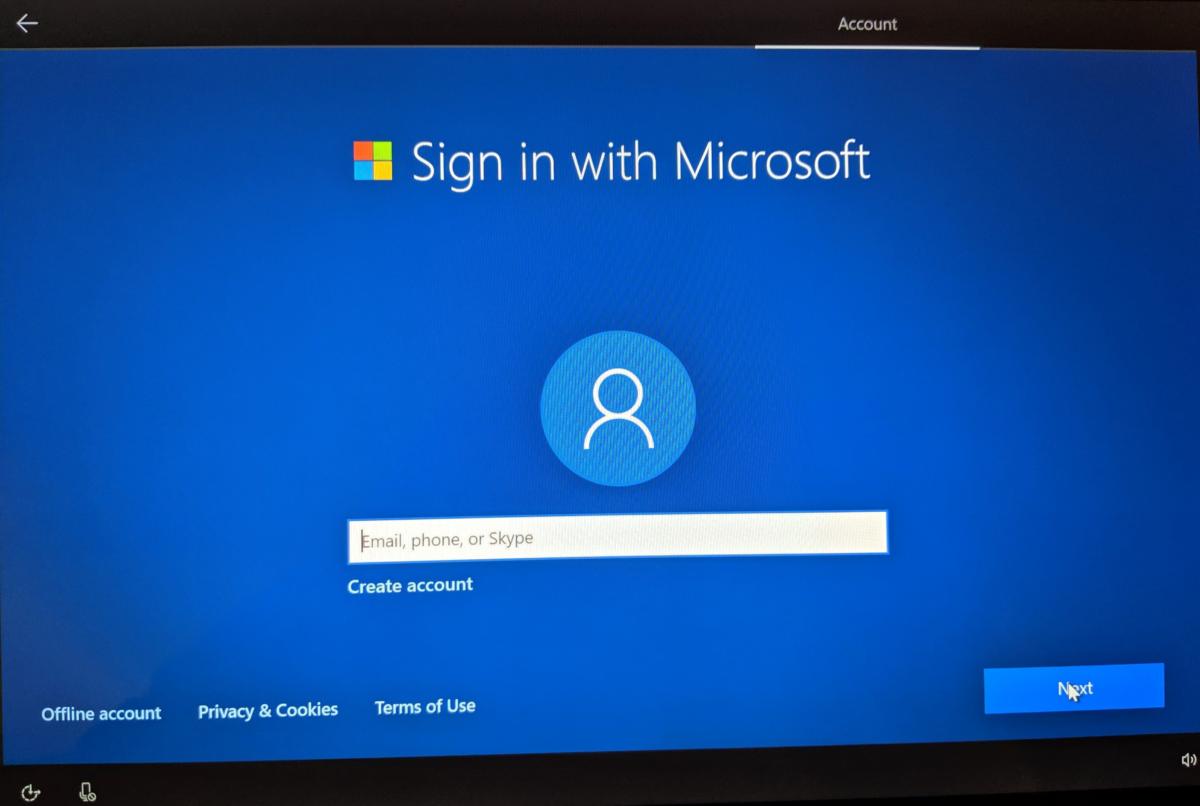 Windows 10 May 2019 Update OOBE account screen