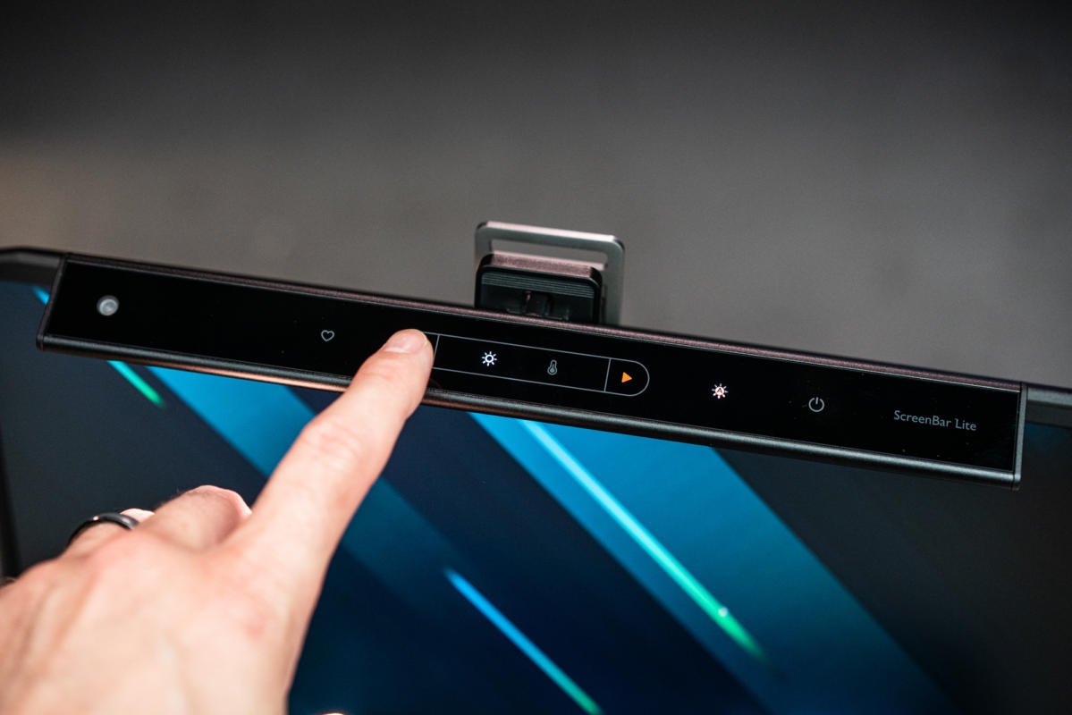 Benq Screenbar Lite Review A Portable Light For Your Laptop Pcworld