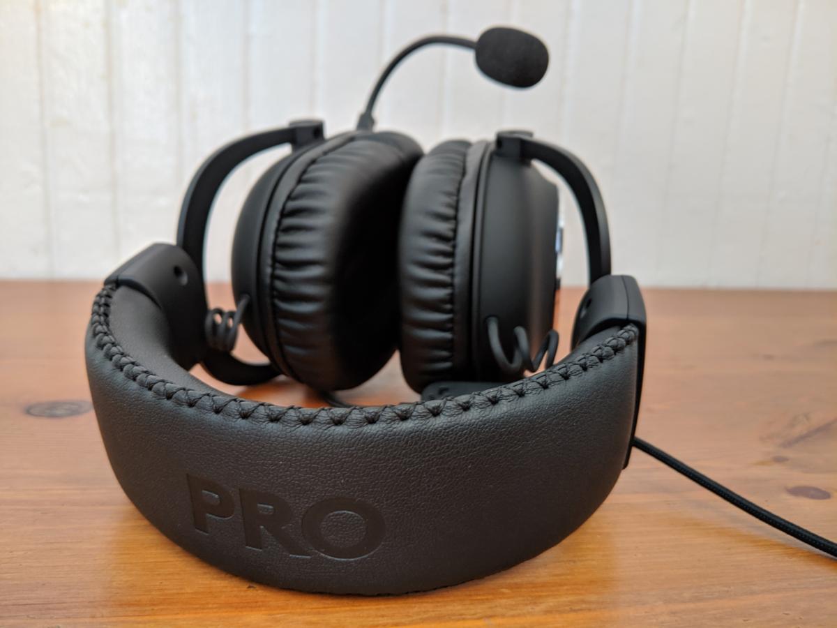 Logitech g pro headset