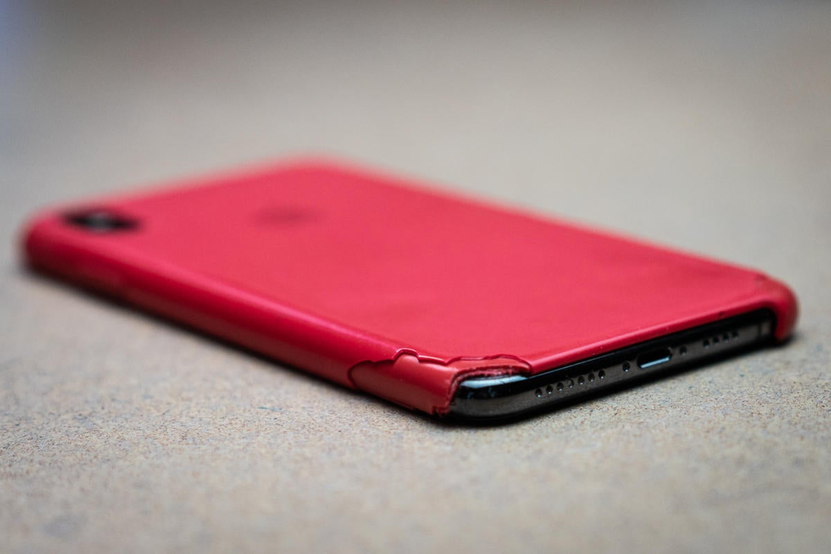 apple silicone iphone case broken