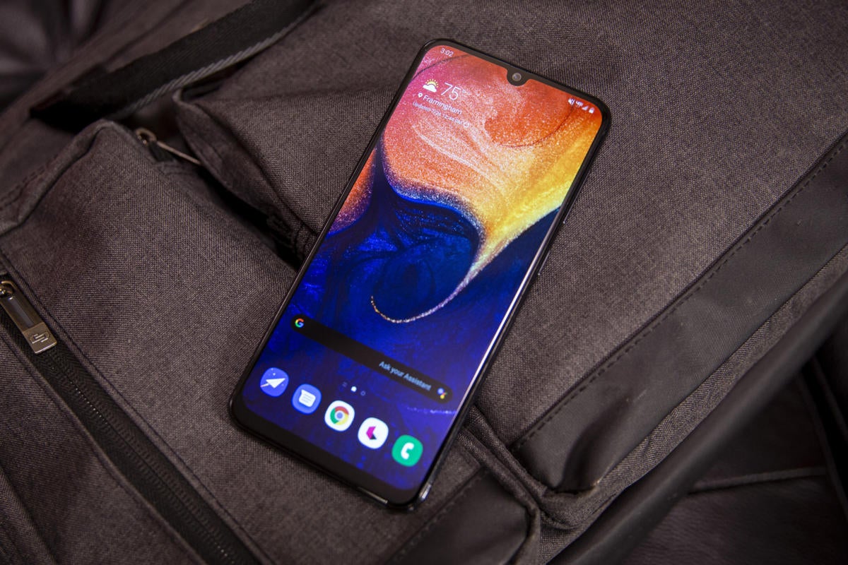 photo of Samsung Galaxy A50 review: A $350 phone that gives Galaxy a whole new meaning image