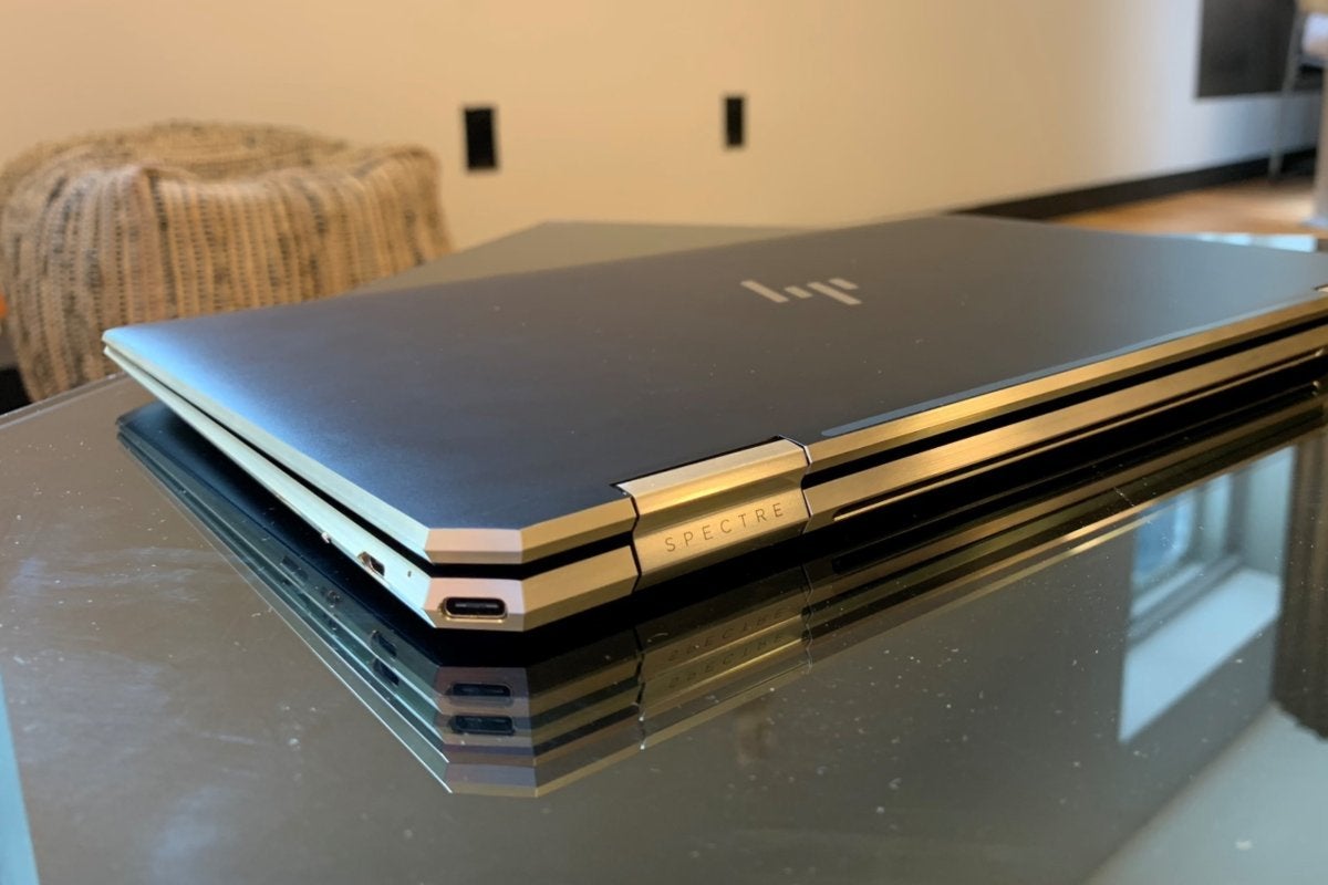 hp spectre x360 13 2019 corner