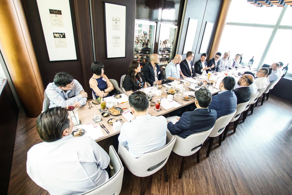 Guests debate during CIO ASEAN’s roundtable: ‘Digital business transformation in action: Keys for su