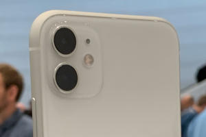 iphone 11 camera array