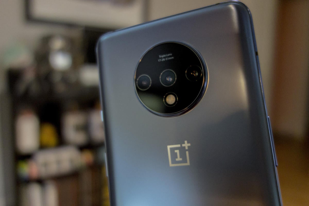OnePlus 7T hands-on: Circle gets the square | PCWorld