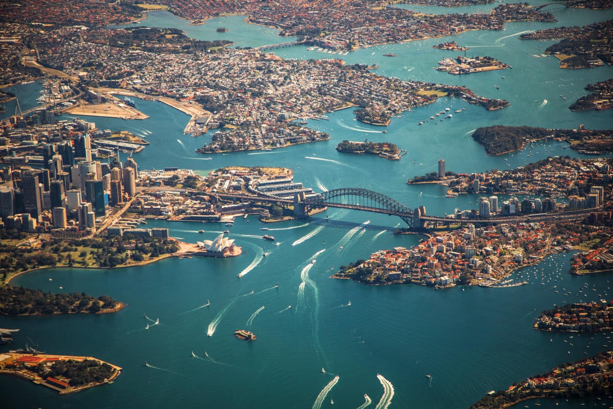 Australia  >  Sydney  >  Aerial cityscape